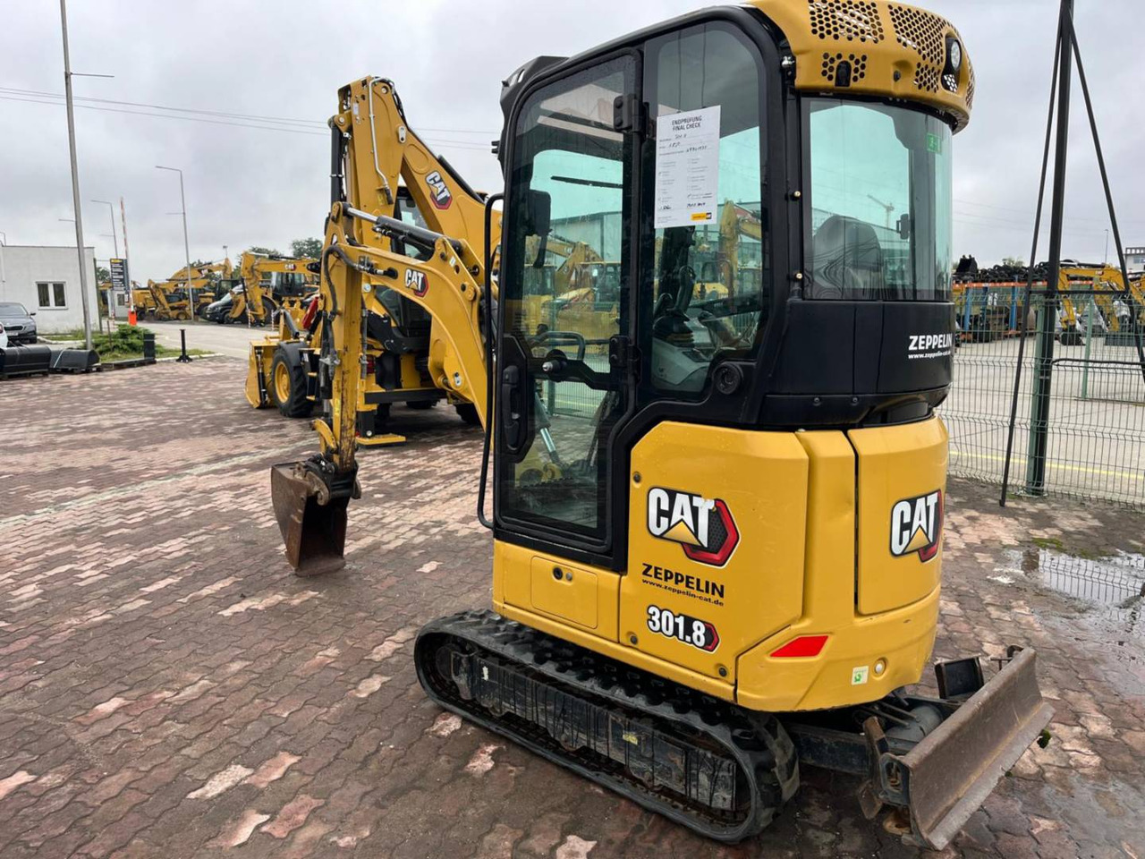 CAT 301.8-05 - Ekskavator perayap: gambar 4 CAT 301.8-05 - Ekskavator perayap: gambar 4