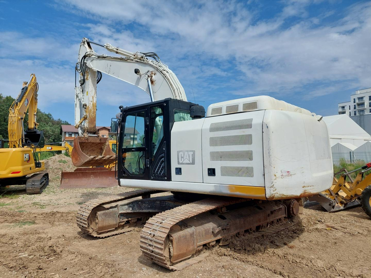 CAT 326FL - Ekskavator perayap: gambar 4 CAT 326FL - Ekskavator perayap: gambar 4