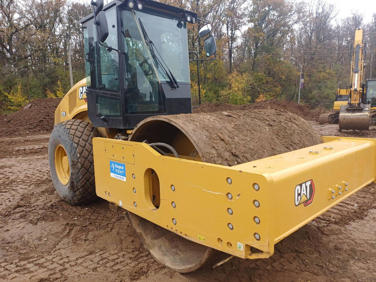 CAT CS16-03 - Pemadat: gambar 2 CAT CS16-03 - Pemadat: gambar 2