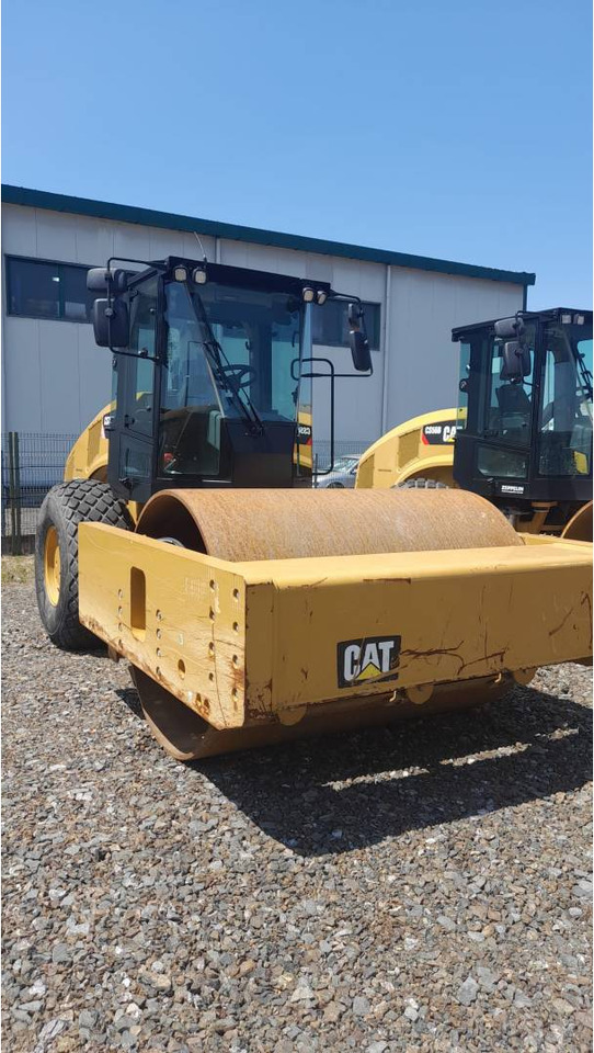 CAT CS78B - Pemadat: gambar 2 CAT CS78B - Pemadat: gambar 2