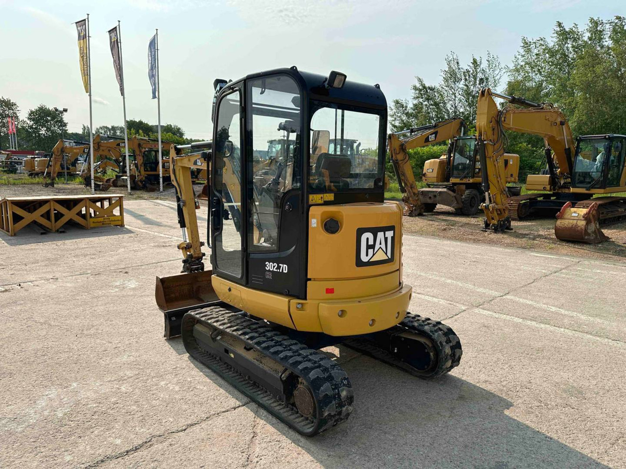 CAT 302.7DCR - Ekskavator perayap: gambar 4 CAT 302.7DCR - Ekskavator perayap: gambar 4