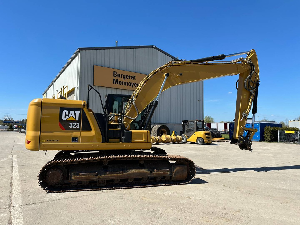 Ekskavator perayap CAT 323: gambar 16