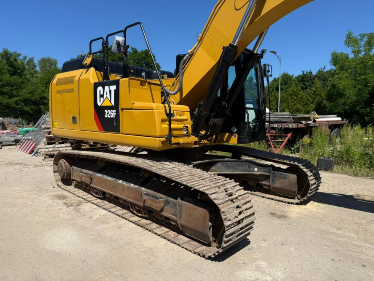 CAT 326FL - Ekskavator perayap: gambar 2 CAT 326FL - Ekskavator perayap: gambar 2