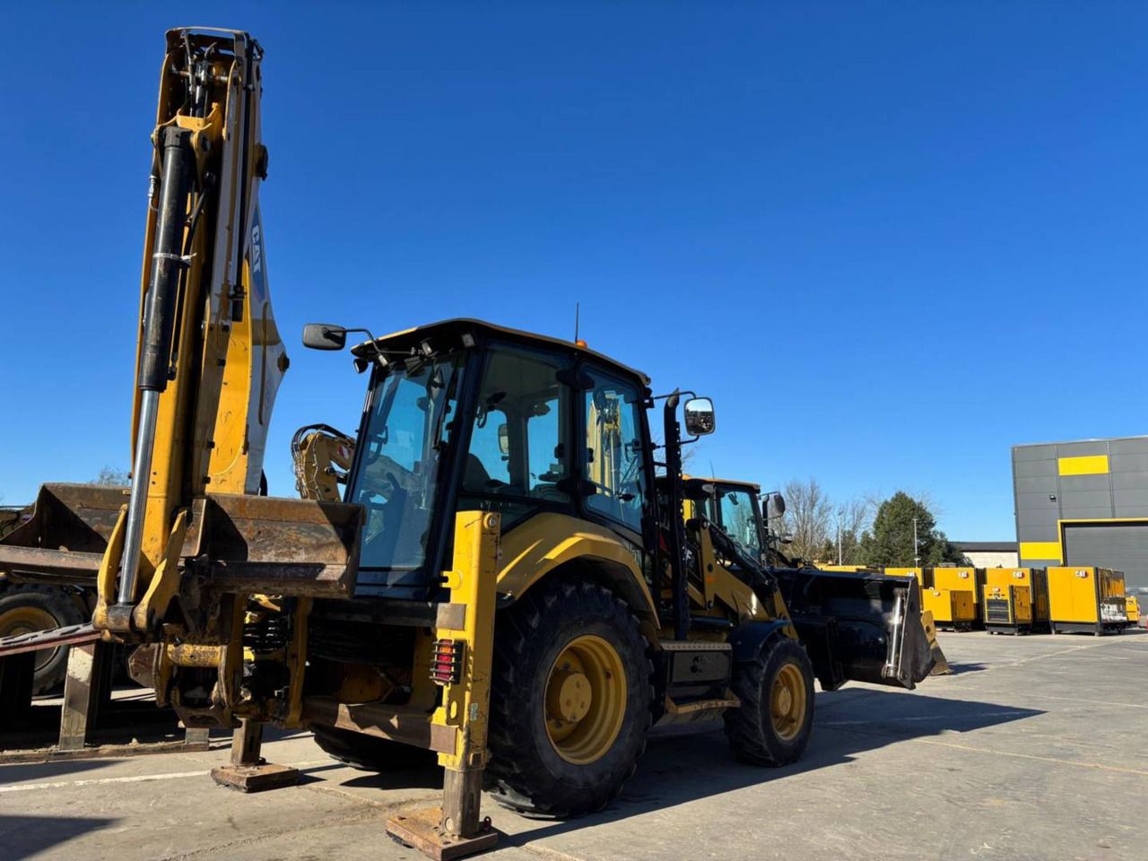 CAT 432 F 2 - Backhoe loader: gambar 3 CAT 432 F 2 - Backhoe loader: gambar 3