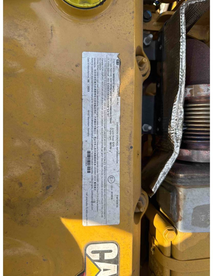 Tempat sampah artikulasi CAT 730: gambar 8