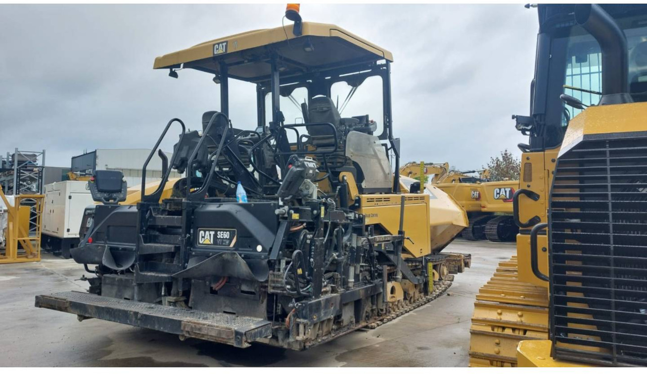 CAT AP655F - Paver aspal: gambar 2 CAT AP655F - Paver aspal: gambar 2