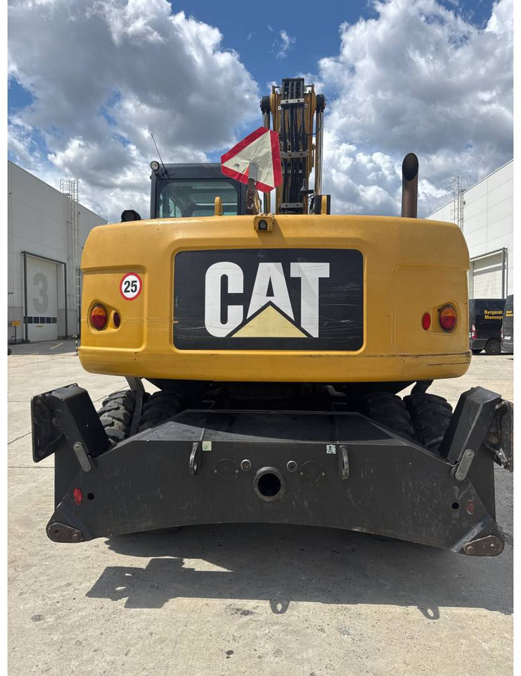 Ekskavator roda CAT M313D: gambar 10