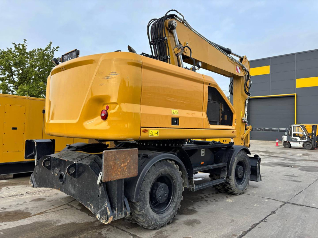 CAT M318 - Ekskavator roda: gambar 3 CAT M318 - Ekskavator roda: gambar 3