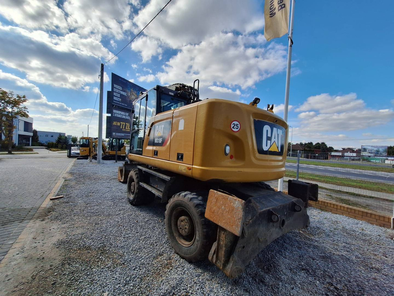 CAT M318F - Ekskavator roda: gambar 4 CAT M318F - Ekskavator roda: gambar 4