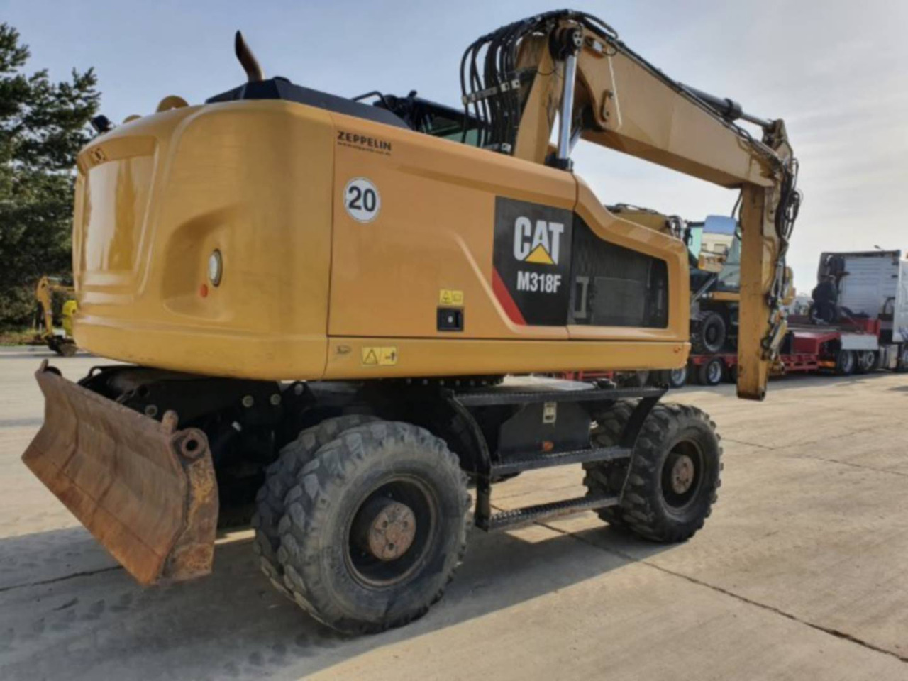CAT M318F - Ekskavator roda: gambar 3 CAT M318F - Ekskavator roda: gambar 3