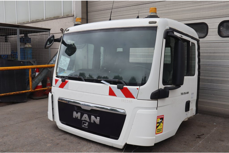 MAN F99L17 TGS - Kabin dan interior untuk Truk: gambar 2 MAN F99L17 TGS - Kabin dan interior untuk Truk: gambar 2