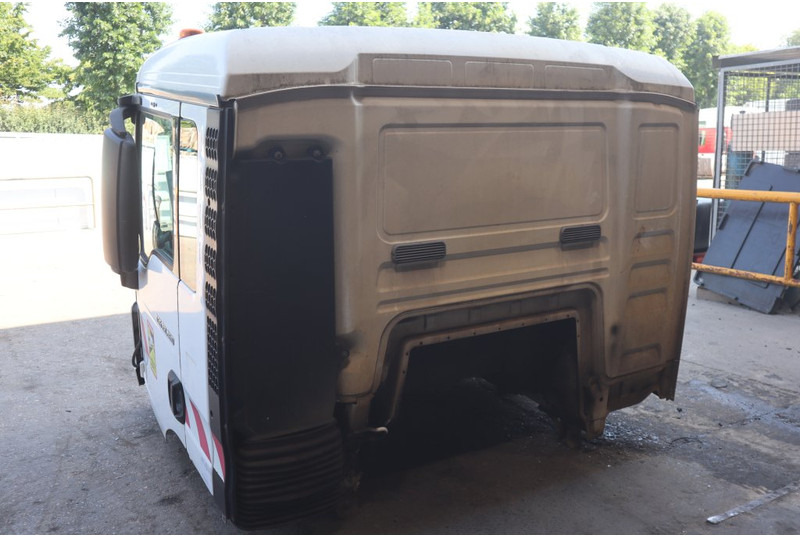 MAN F99L17 TGS - Kabin dan interior untuk Truk: gambar 4 MAN F99L17 TGS - Kabin dan interior untuk Truk: gambar 4