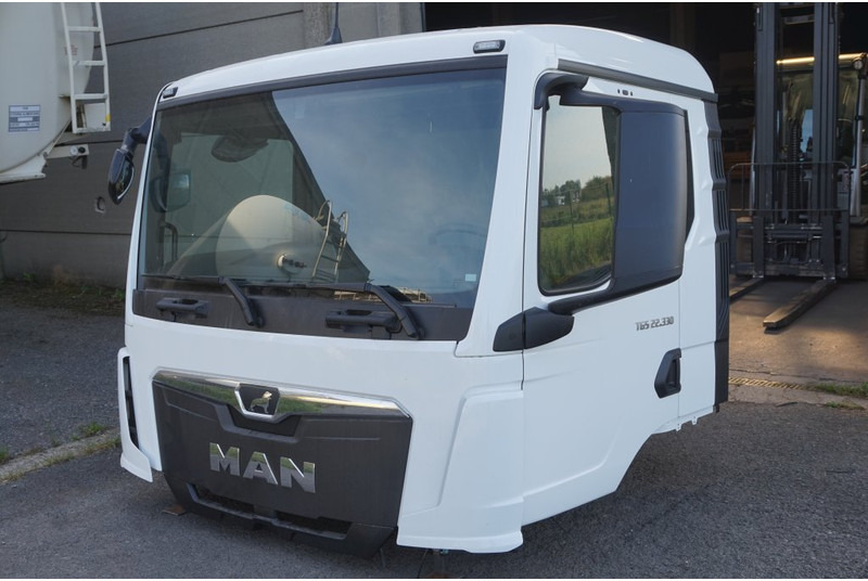 MAN TG3 NN CABINE NEW 81.60001.6003 - Kabin dan interior untuk Truk: gambar 3 MAN TG3 NN CABINE NEW 81.60001.6003 - Kabin dan interior untuk Truk: gambar 3