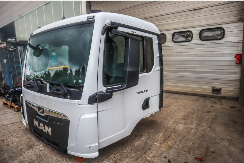 MAN TG3 NN NEW - Kabin dan interior untuk Truk: gambar 2 MAN TG3 NN NEW - Kabin dan interior untuk Truk: gambar 2
