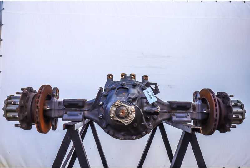 Mercedes-Benz R440-13A/C22.5 41/15 2?MODEL - As roda belakang untuk Truk: gambar 1 Mercedes-Benz R440-13A/C22.5 41/15 2?MODEL - As roda belakang untuk Truk: gambar 1