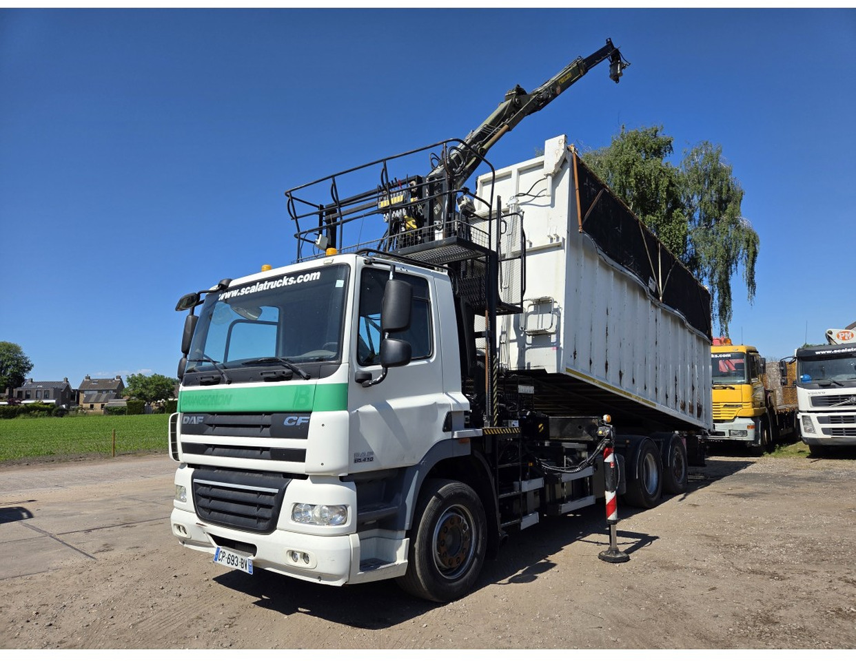 DAF CF85.410 6x2 steering axle lenk Tipper Crane HIAB J1320Z - Truk jungkit, Truk derek: gambar 1 DAF CF85.410 6x2 steering axle lenk Tipper Crane HIAB J1320Z - Truk jungkit, Truk derek: gambar 1