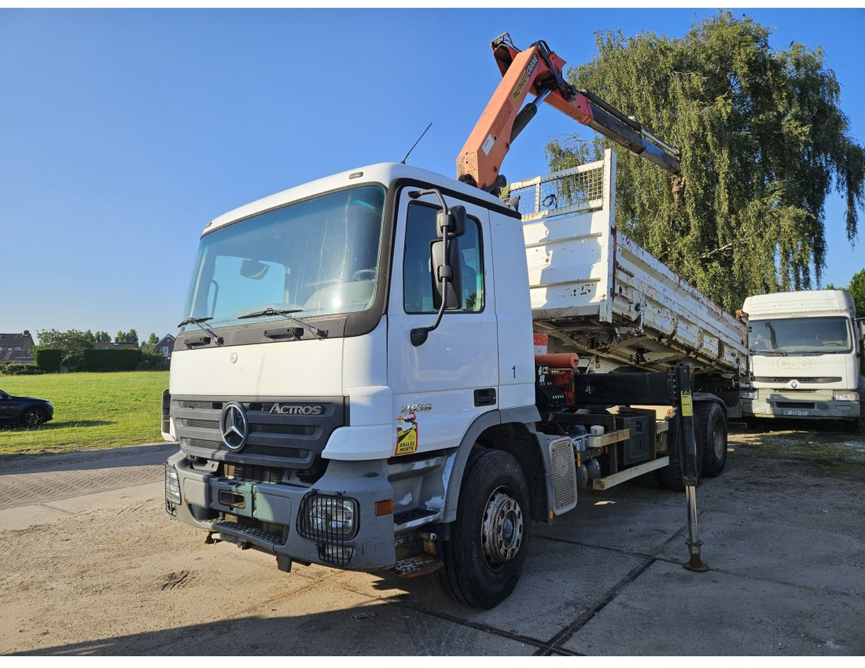 MERCEDES ACTROS 2636 6X4 TIPPER CRANE 15002 EPS - Truk jungkit, Truk derek: gambar 1 MERCEDES ACTROS 2636 6X4 TIPPER CRANE 15002 EPS - Truk jungkit, Truk derek: gambar 1