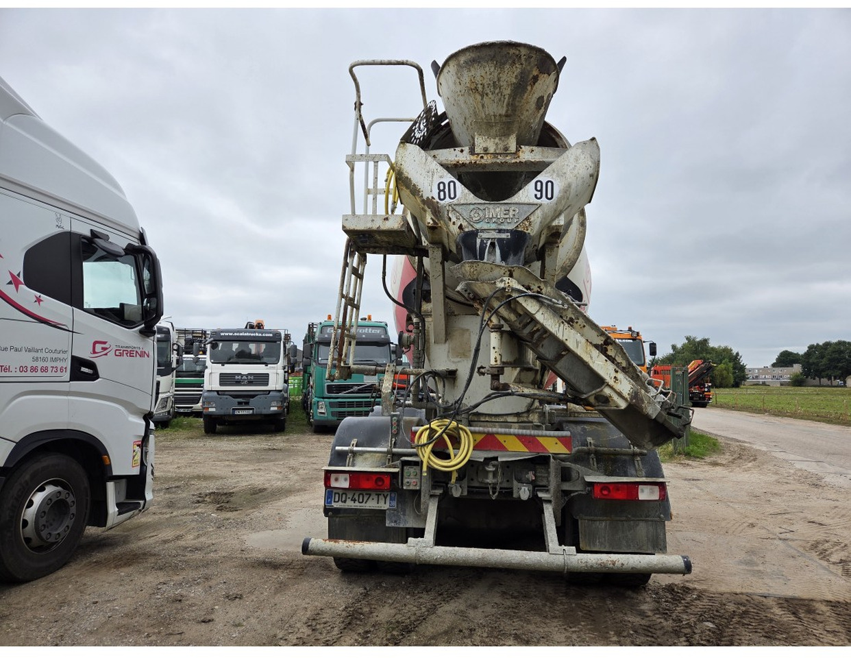 Renault C430 8X4 CONCRETE MIXER MANUAL GEARBOX - Truk pengaduk beton: gambar 3 Renault C430 8X4 CONCRETE MIXER MANUAL GEARBOX - Truk pengaduk beton: gambar 3