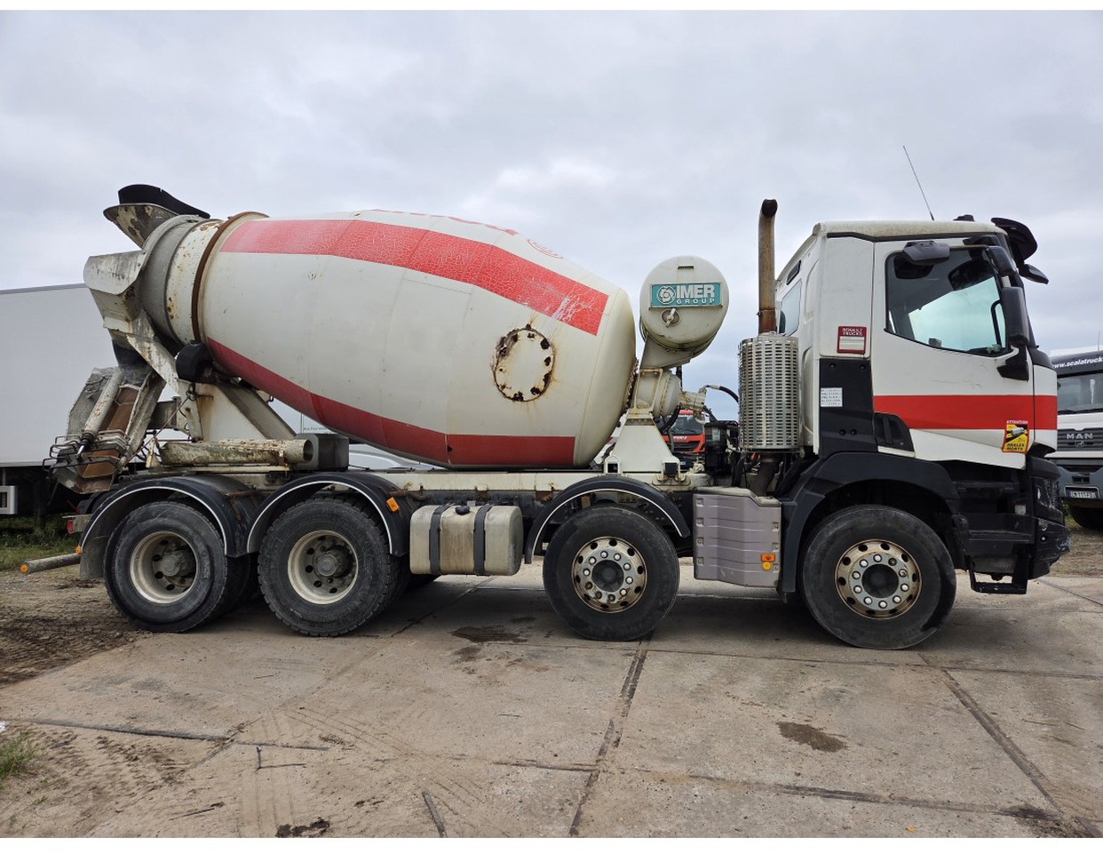 Renault C430 8X4 CONCRETE MIXER MANUAL GEARBOX - Truk pengaduk beton: gambar 4 Renault C430 8X4 CONCRETE MIXER MANUAL GEARBOX - Truk pengaduk beton: gambar 4