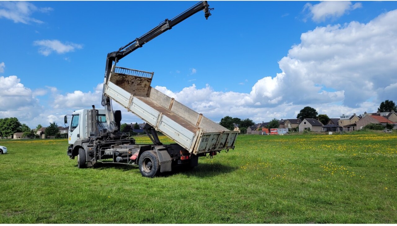Renault Kerax 270 4x2 Euro 2 Tipper Truck Crane HIAB - Truk jungkit, Truk derek: gambar 4 Renault Kerax 270 4x2 Euro 2 Tipper Truck Crane HIAB - Truk jungkit, Truk derek: gambar 4