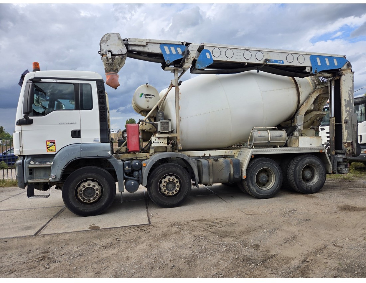 TGS 35.400 8X4 Concrete Mixer Stetter Euro 6 Steelsuspension - Truk pengaduk beton: gambar 2 TGS 35.400 8X4 Concrete Mixer Stetter Euro 6 Steelsuspension - Truk pengaduk beton: gambar 2