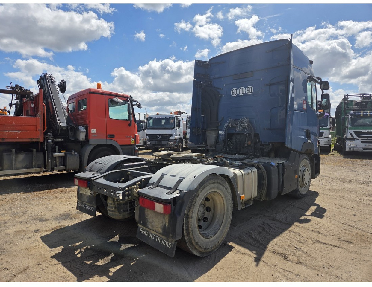 Renault T 460 4X2 Tractor Unit Retarder Hydraulic - Tractor head: gambar 2 Renault T 460 4X2 Tractor Unit Retarder Hydraulic - Tractor head: gambar 2