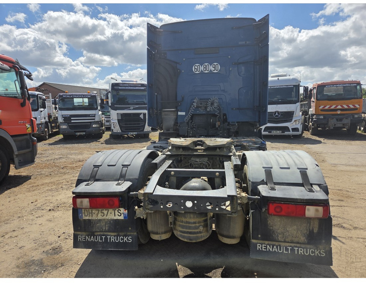 Renault T 460 4X2 Tractor Unit Retarder Hydraulic - Tractor head: gambar 4 Renault T 460 4X2 Tractor Unit Retarder Hydraulic - Tractor head: gambar 4