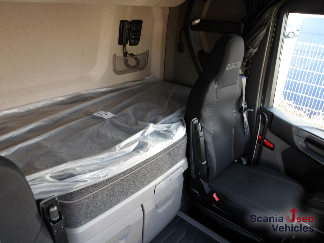 Tractor head SCANIA R 460 EB - MEGA - HIGHLINE - 2x TANKs - ACC: gambar 15 Tractor head SCANIA R 460 EB - MEGA - HIGHLINE - 2x TANKs - ACC: gambar 15