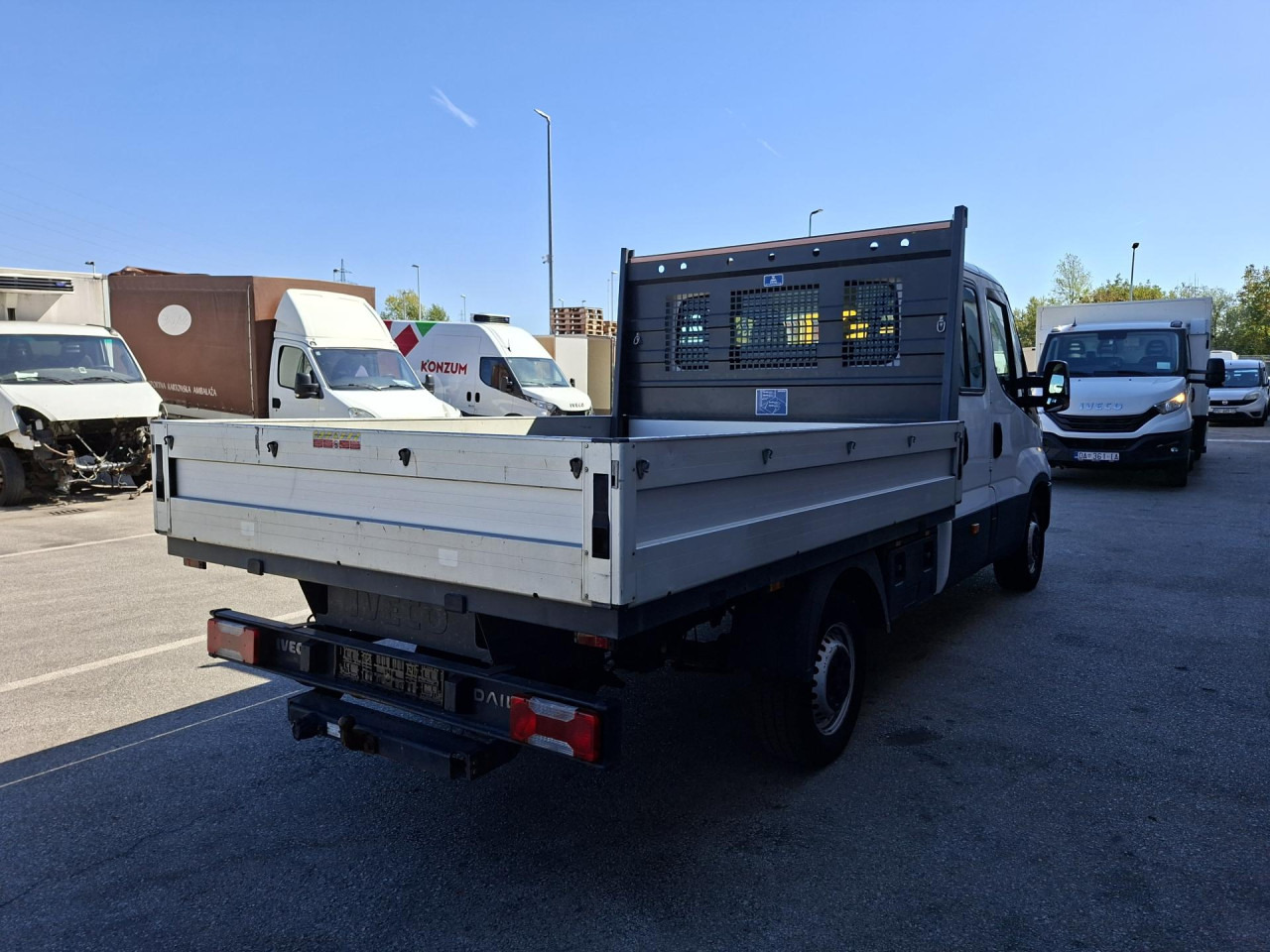 IVECO Daily 35S12 - Van panel, Van kombi: gambar 4 IVECO Daily 35S12 - Van panel, Van kombi: gambar 4