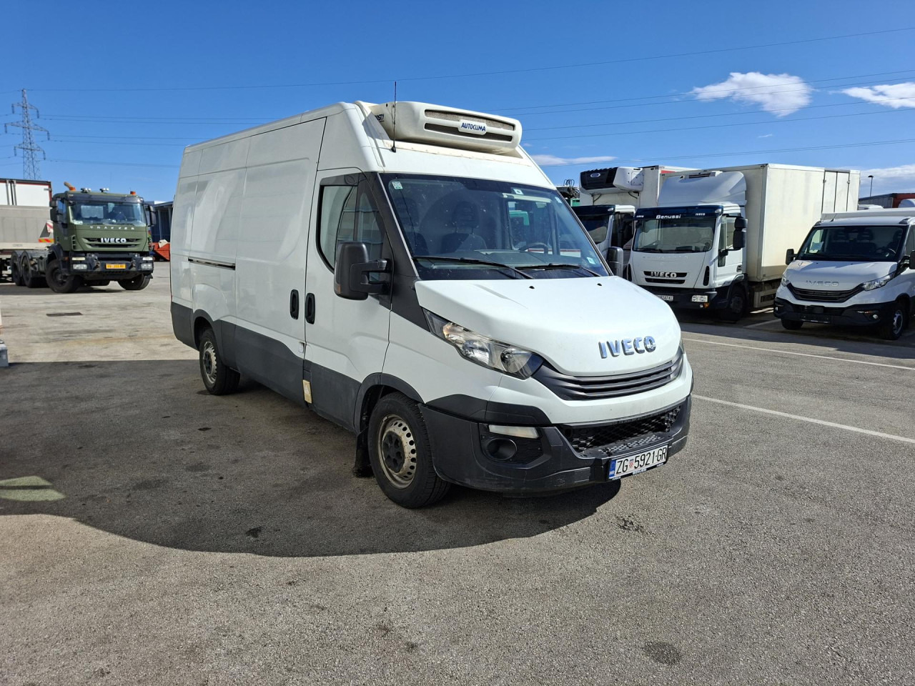 IVECO Daily 35S14V - Van berpendingin: gambar 2 IVECO Daily 35S14V - Van berpendingin: gambar 2
