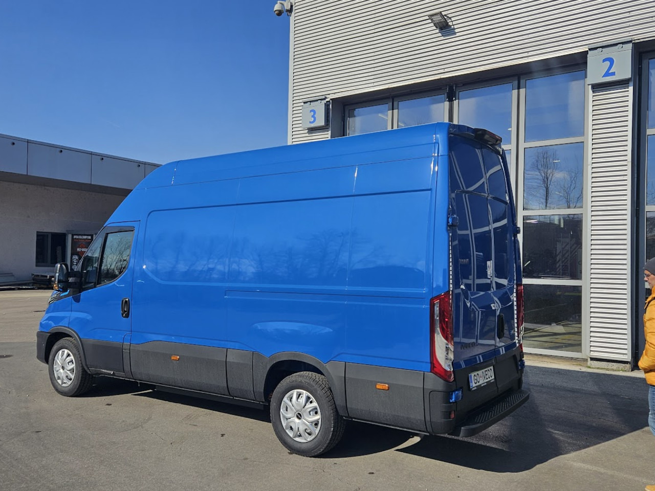 IVECO Daily ELEKTRIČNI 35 C 18H - Van penumpang, Van listrik: gambar 2 IVECO Daily ELEKTRIČNI 35 C 18H - Van penumpang, Van listrik: gambar 2