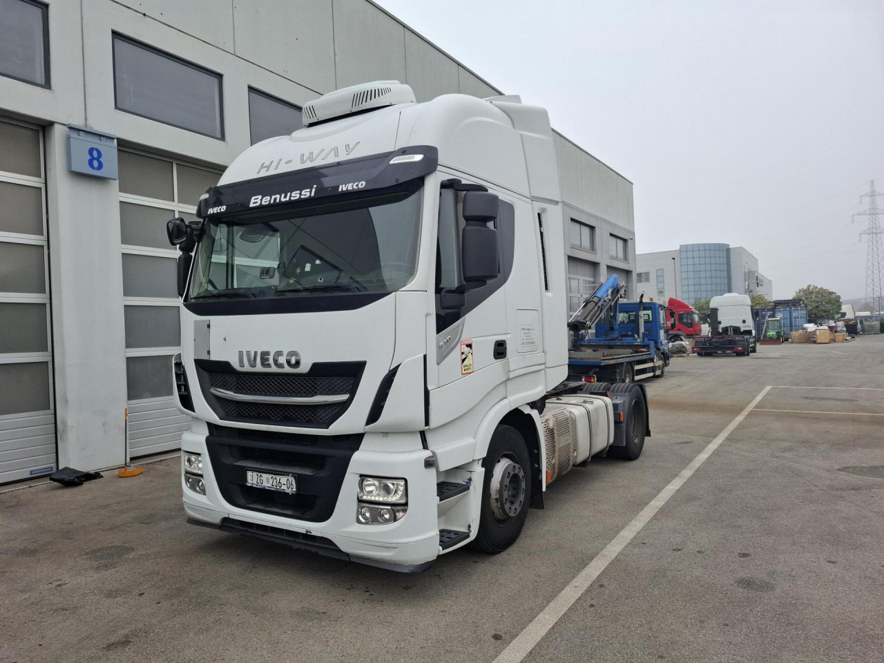 IVECO Stralis AS440S51T/P - Tractor head: gambar 1 IVECO Stralis AS440S51T/P - Tractor head: gambar 1
