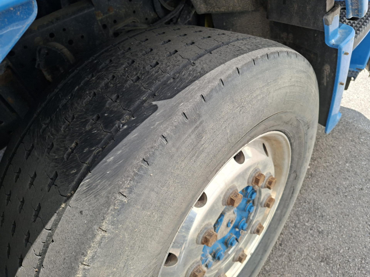 IVECO Stralis AS440S56T/P - Tractor head: gambar 5 IVECO Stralis AS440S56T/P - Tractor head: gambar 5