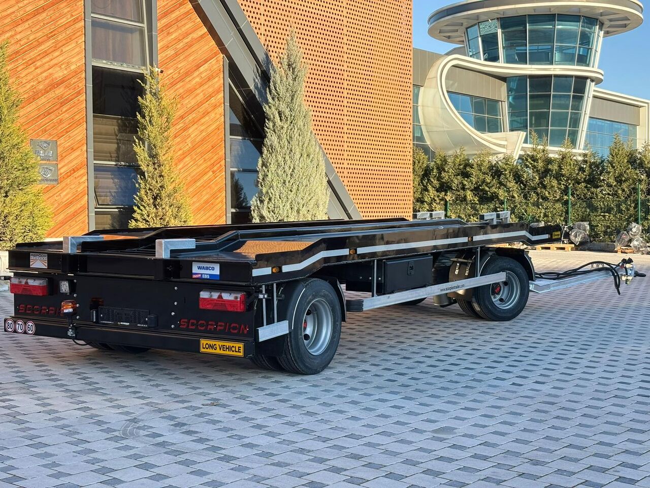 SCORPION 2 AXLE WASTE CONTAINER CARRIER - Trailer lewati: gambar 2 SCORPION 2 AXLE WASTE CONTAINER CARRIER - Trailer lewati: gambar 2