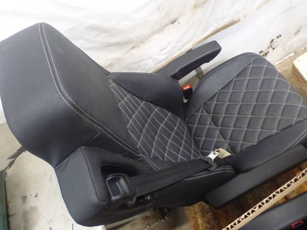 Mercedes-Benz Actros - Kabin untuk Truk: gambar 3 Mercedes-Benz Actros - Kabin untuk Truk: gambar 3