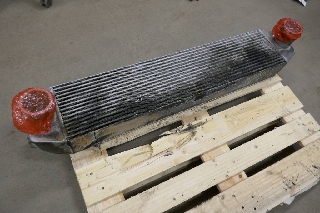 Volvo L180 HL Intercooler, voe866457 - Radiator untuk Peralatan konstruksi: gambar 1 Volvo L180 HL Intercooler, voe866457 - Radiator untuk Peralatan konstruksi: gambar 1