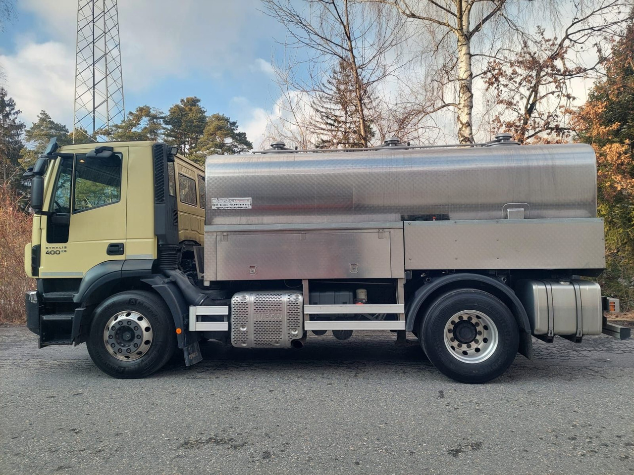 Iveco 190S40 Stralis 4x2, E6, Milchtank Jansky, RHD - Truk tangki: gambar 3 Iveco 190S40 Stralis 4x2, E6, Milchtank Jansky, RHD - Truk tangki: gambar 3