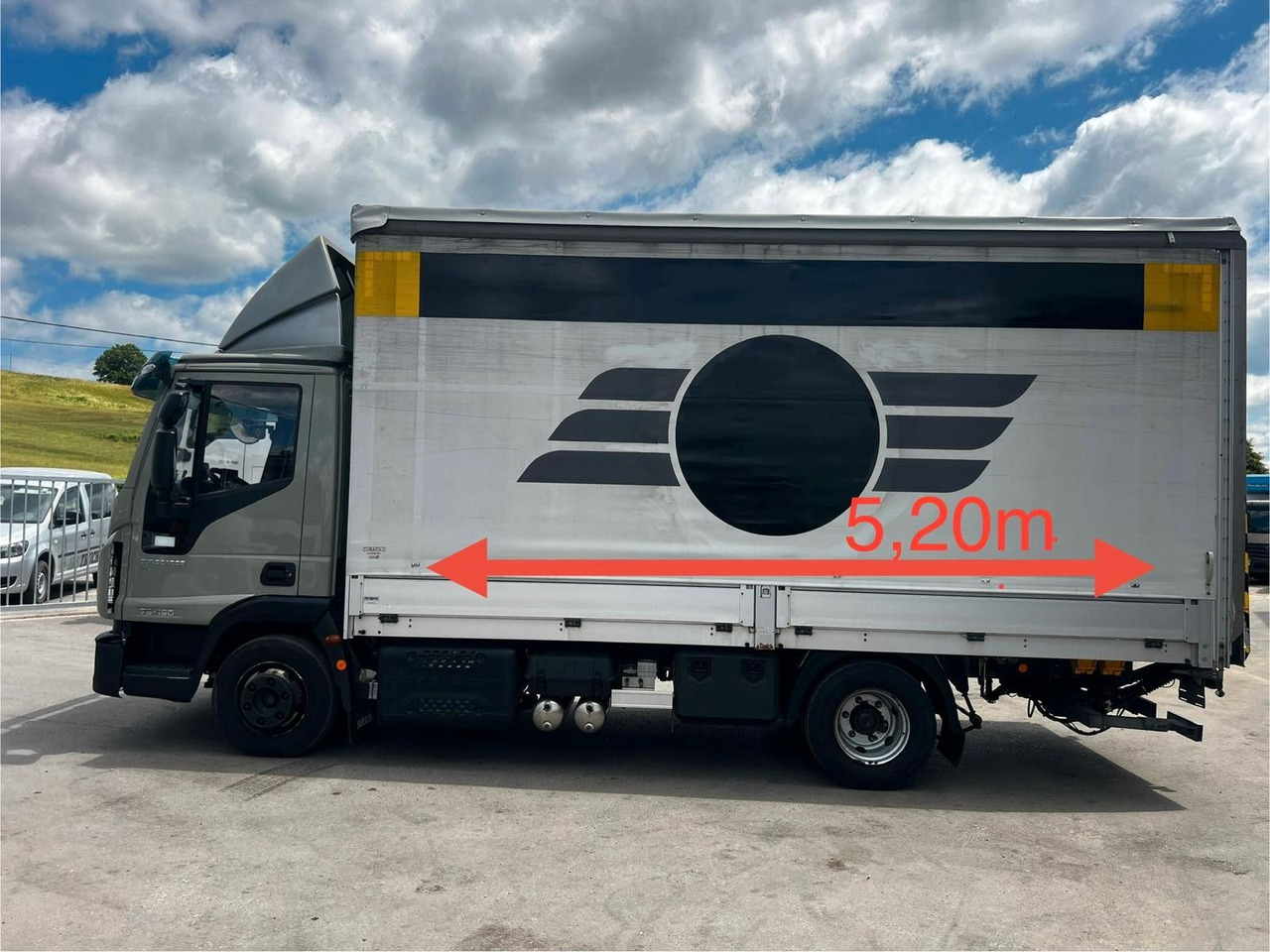 Iveco 75E19 Eurocargo, E6, Ladebordwand - Van dengan terpal samping: gambar 3 Iveco 75E19 Eurocargo, E6, Ladebordwand - Van dengan terpal samping: gambar 3