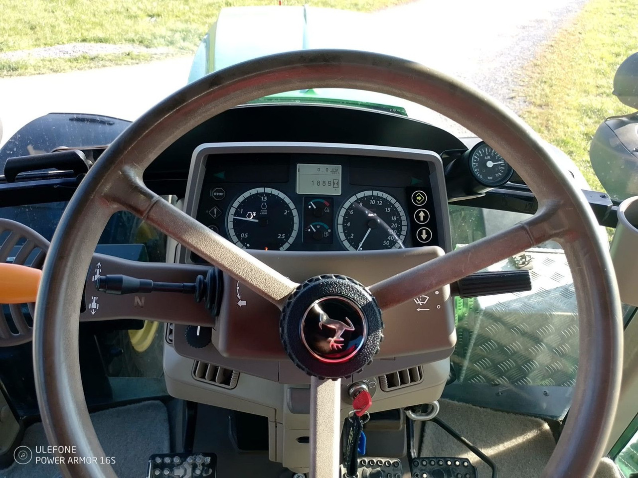 John Deere 6115M, EU Papiere - Traktor: gambar 4 John Deere 6115M, EU Papiere - Traktor: gambar 4