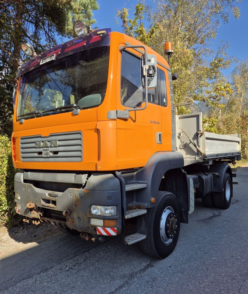 MAN 18.313 FAK 4x4, E3,  ohne Kran - Truk jungkit: gambar 1 MAN 18.313 FAK 4x4, E3,  ohne Kran - Truk jungkit: gambar 1