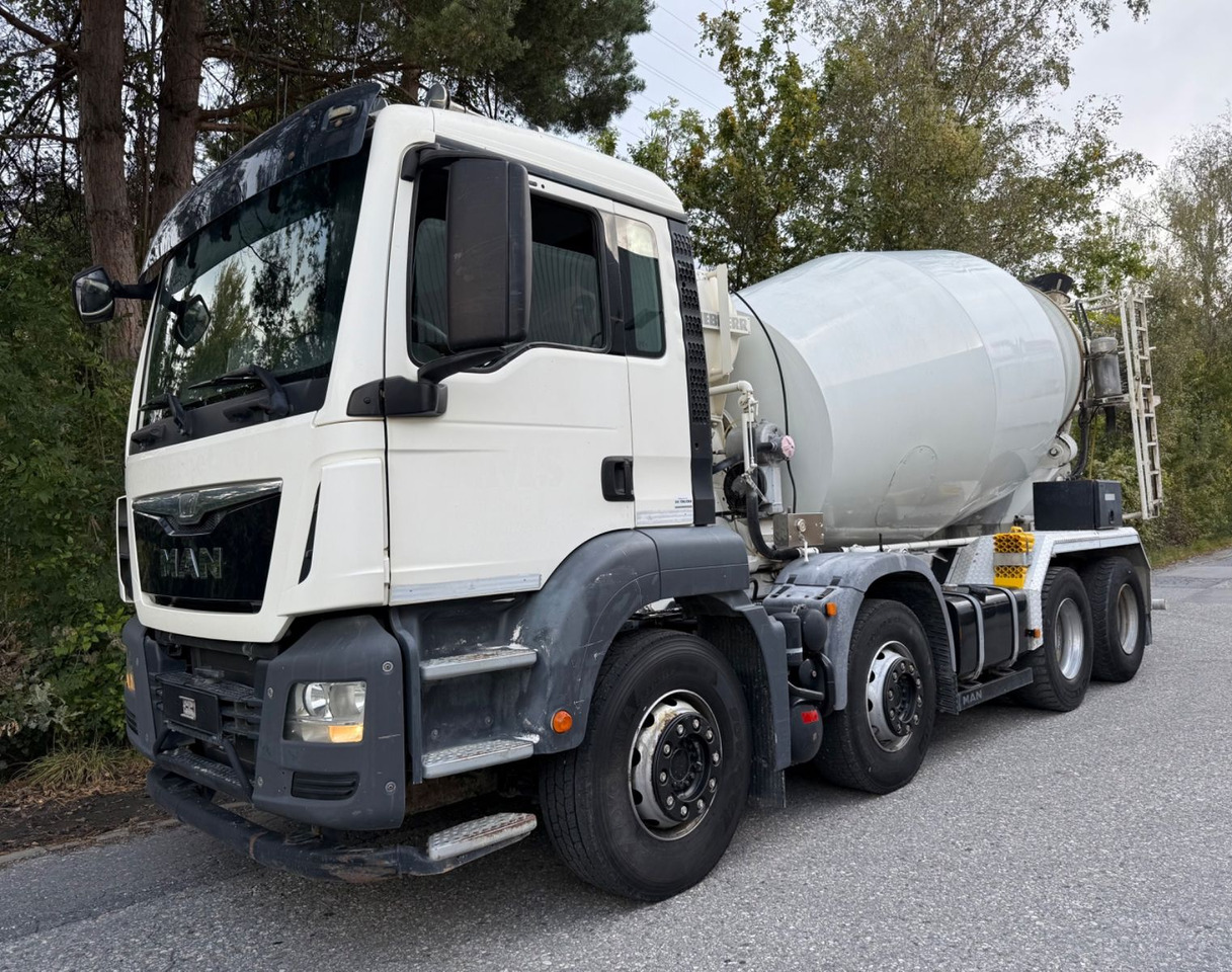 MAN TGS 32.440 8x4, Euro 6, Liebherr 9m3 - Truk pengaduk beton: gambar 1 MAN TGS 32.440 8x4, Euro 6, Liebherr 9m3 - Truk pengaduk beton: gambar 1