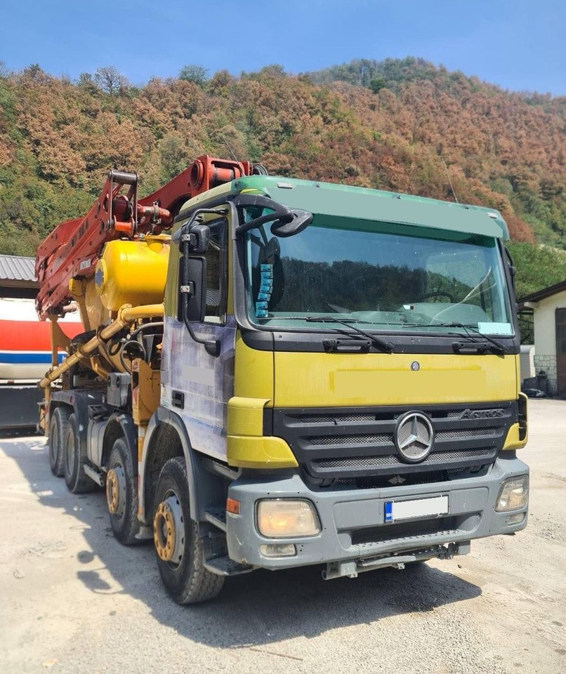 Mercedes-Benz Actros 4141B 8x4, MP2, CIFA 28m Magnum - Truk pompa beton: gambar 1 Mercedes-Benz Actros 4141B 8x4, MP2, CIFA 28m Magnum - Truk pompa beton: gambar 1