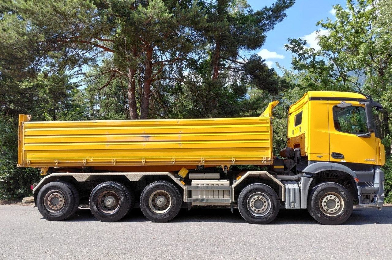 Mercedes-Benz Arocs 4448 10x4,E6,Schwarzmueller Kipper, Retard - Truk jungkit: gambar 4 Mercedes-Benz Arocs 4448 10x4,E6,Schwarzmueller Kipper, Retard - Truk jungkit: gambar 4