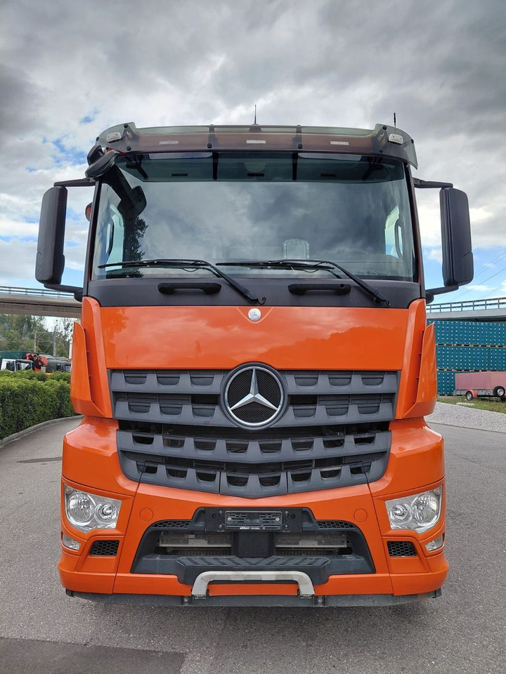 Mercedes-Benz Arocs 4451 10x4, E6, Meiller Dumper, Retarder - Truk jungkit: gambar 3 Mercedes-Benz Arocs 4451 10x4, E6, Meiller Dumper, Retarder - Truk jungkit: gambar 3