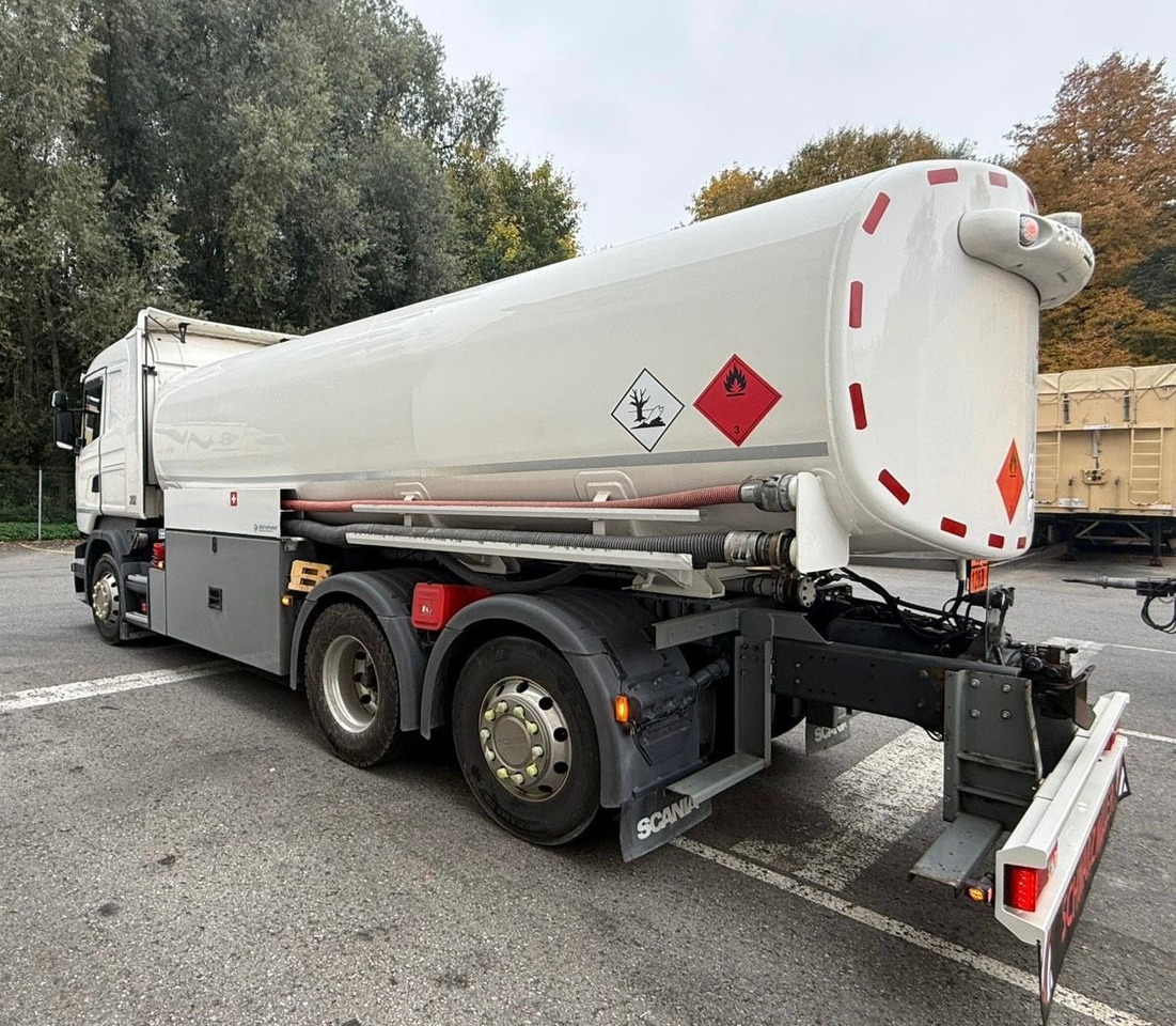 Scania R450 LB 6x2, ADR, E6,Schwarzmüller,Diesel/Benzin - Truk tangki: gambar 5 Scania R450 LB 6x2, ADR, E6,Schwarzmüller,Diesel/Benzin - Truk tangki: gambar 5