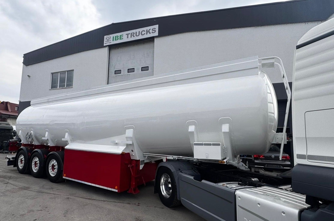 Schwarzmüller TS 3/E ADR, 6 Kammern Treibstoff Fuel - Semi-trailer tangki: gambar 1 Schwarzmüller TS 3/E ADR, 6 Kammern Treibstoff Fuel - Semi-trailer tangki: gambar 1