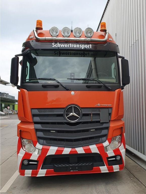 Mercedes-Benz Actros 3358 6x4, E6, 120ton, Retarder - Tractor head: gambar 2 Mercedes-Benz Actros 3358 6x4, E6, 120ton, Retarder - Tractor head: gambar 2