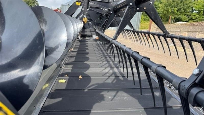 Leasing Claas Lexion 8800TT 8800 TT, m. meget udstyr Claas Lexion 8800TT 8800 TT, m. meget udstyr: gambar 23 Leasing Claas Lexion 8800TT 8800 TT, m. meget udstyr Claas Lexion 8800TT 8800 TT, m. meget udstyr: gambar 23