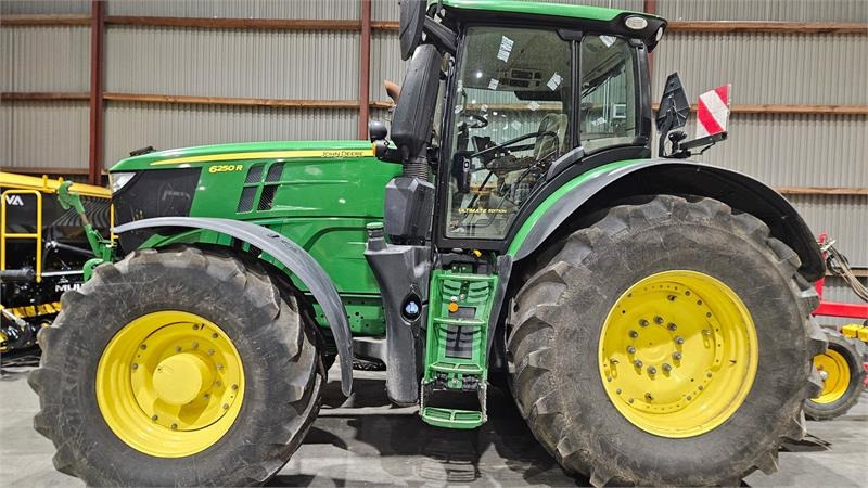 John Deere 6250R Ultimate Edition - Traktor: gambar 2 John Deere 6250R Ultimate Edition - Traktor: gambar 2