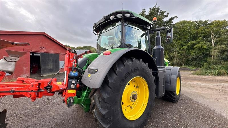 John Deere 8370R Autopower - Traktor: gambar 4 John Deere 8370R Autopower - Traktor: gambar 4